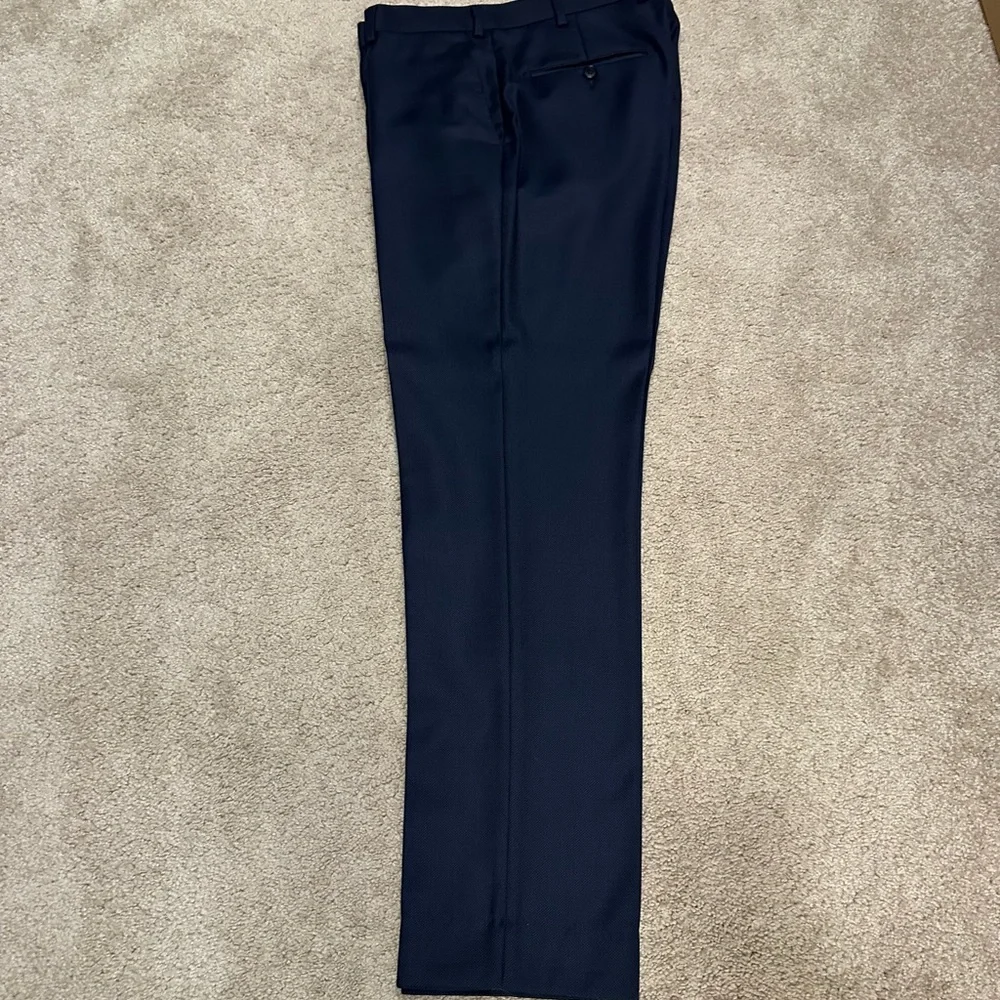 Suitsupply Bird’s Eye Sienna Suit - Picture 10 of 13